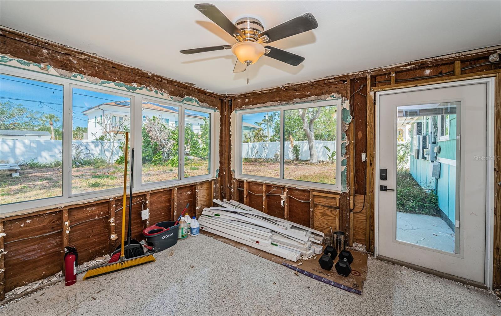 Image 12 of 25 For 3962 Poinsettia Drive