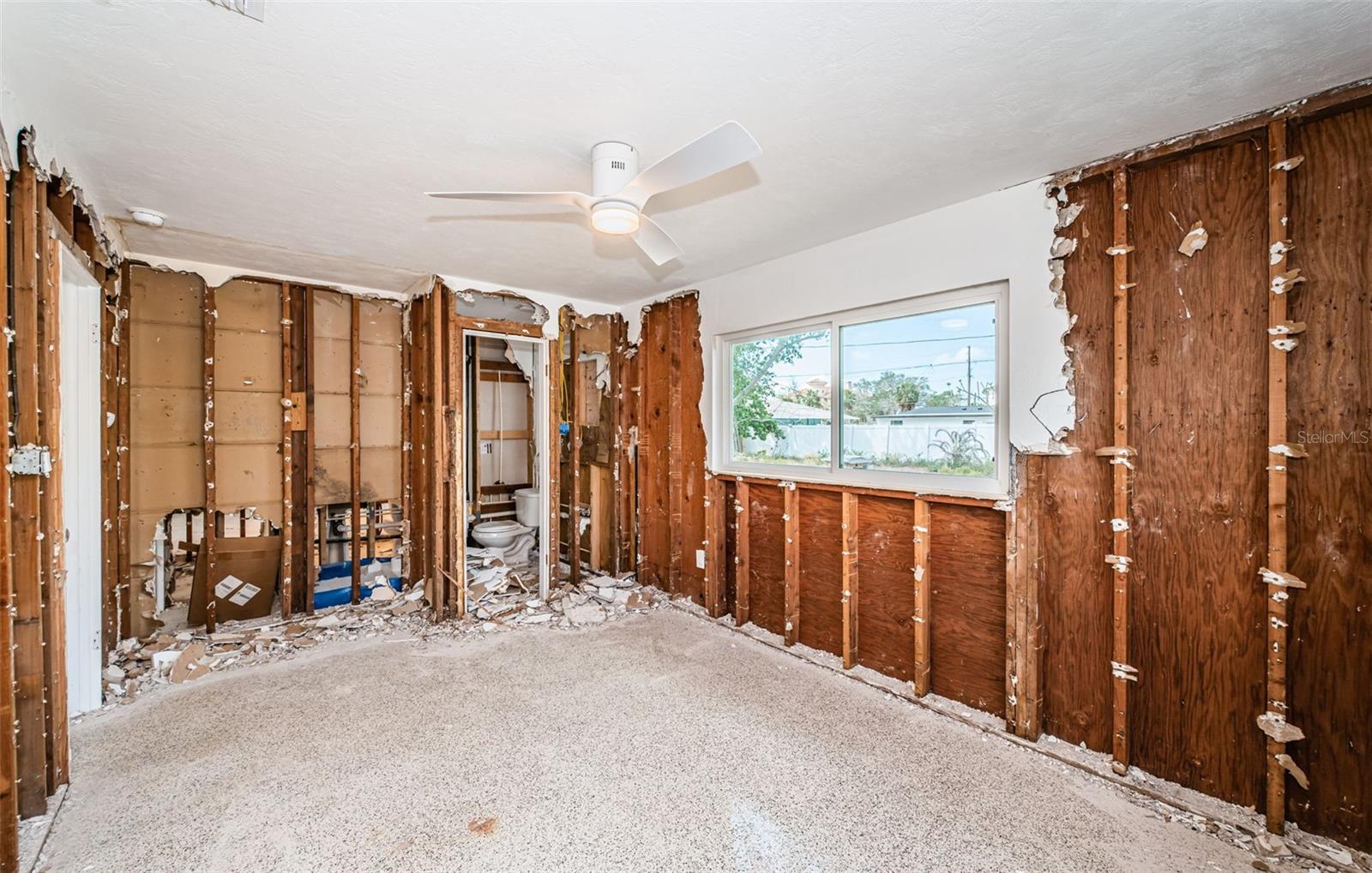Image 14 of 25 For 3962 Poinsettia Drive