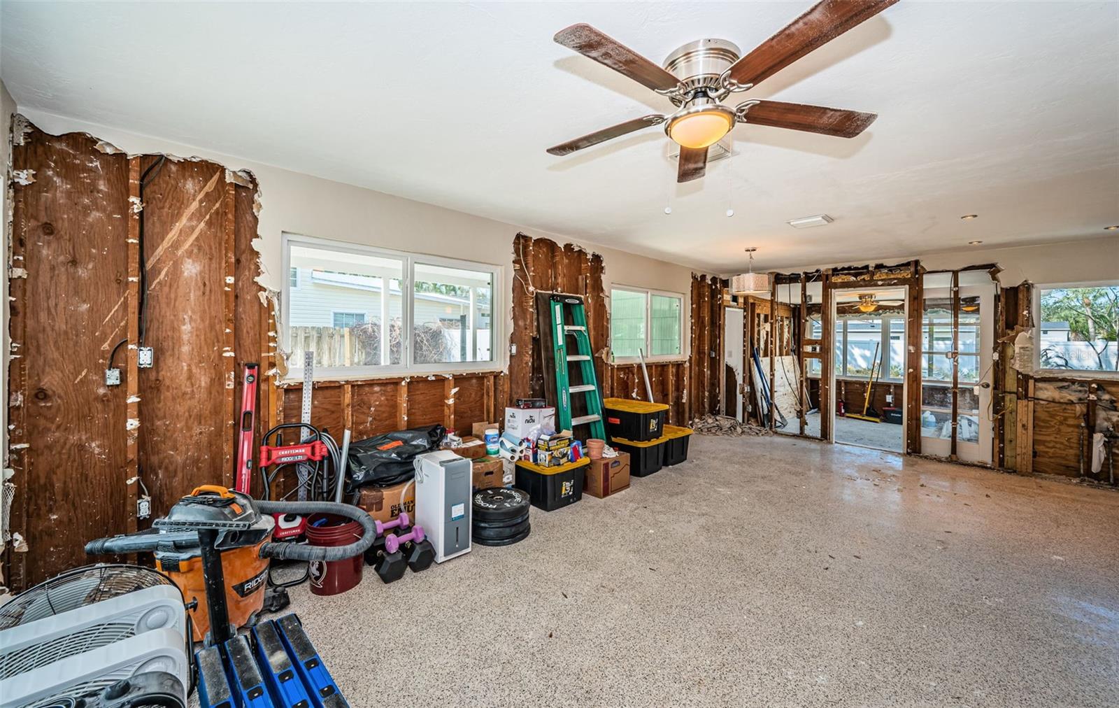 Image 5 of 25 For 3962 Poinsettia Drive