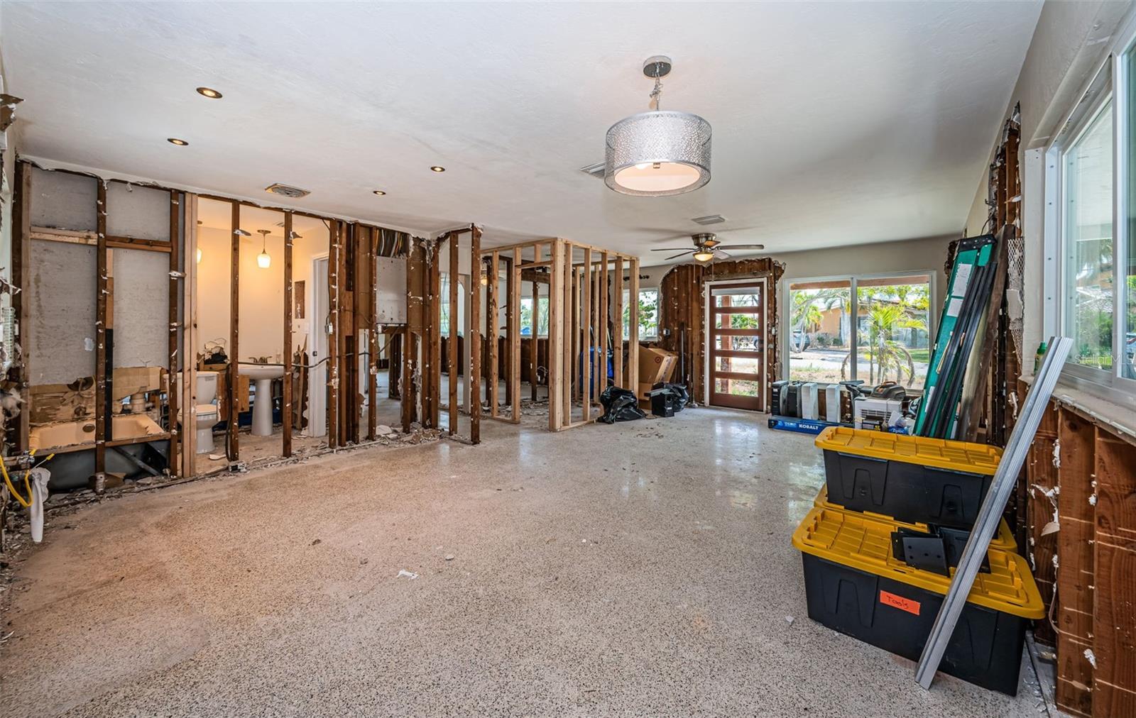Image 9 of 25 For 3962 Poinsettia Drive