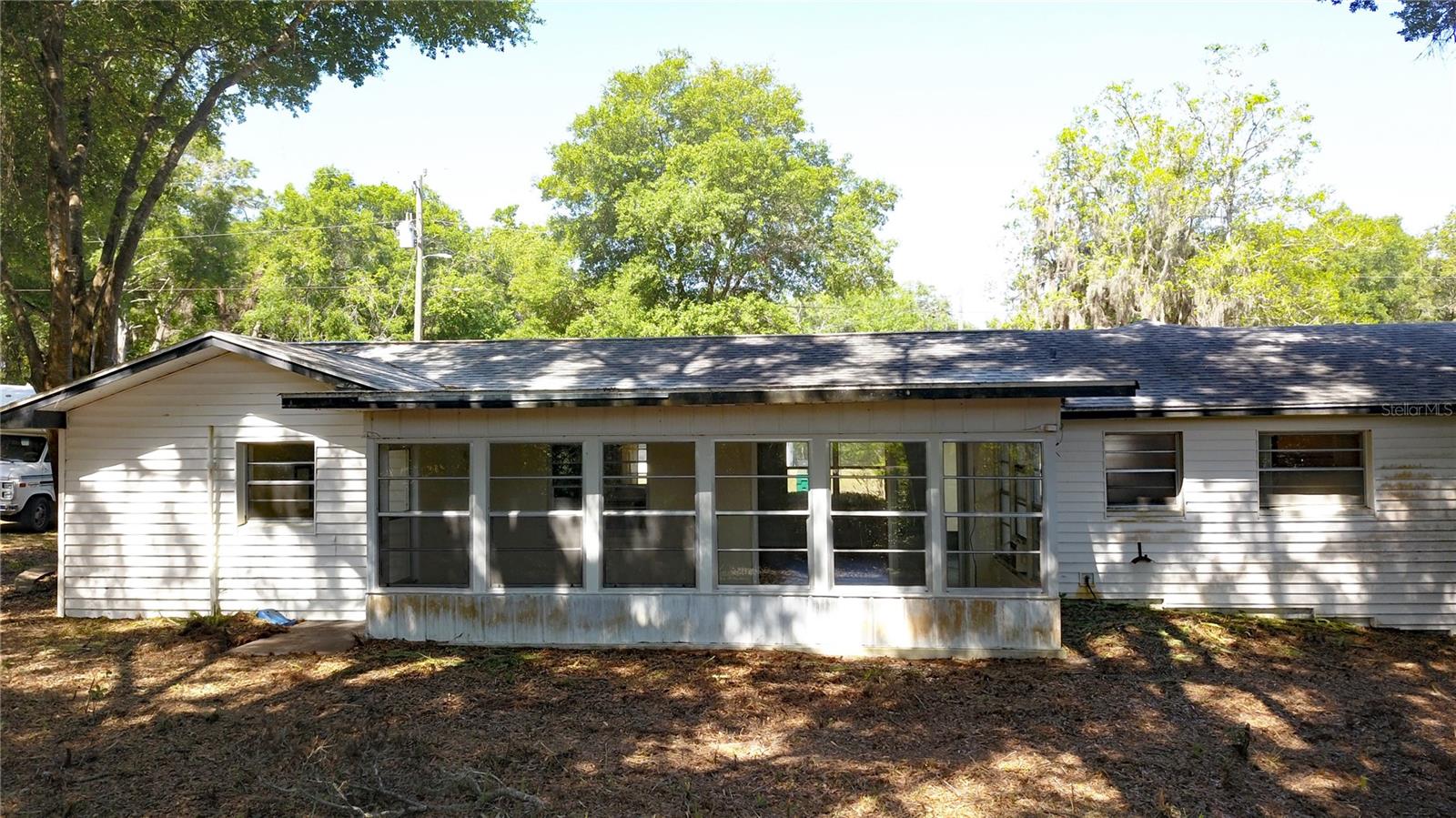 Image 33 of 45 For 1124 Bucknell Avenue