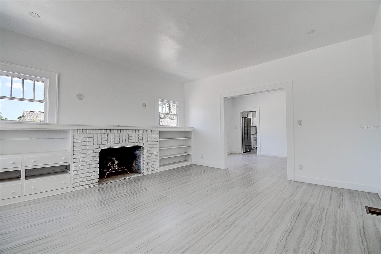 Image 10 of 40 For 4519 5th Avenue S