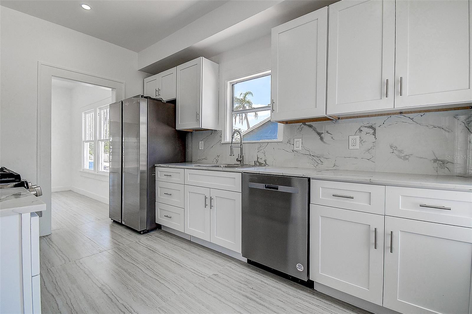 Image 13 of 40 For 4519 5th Avenue S