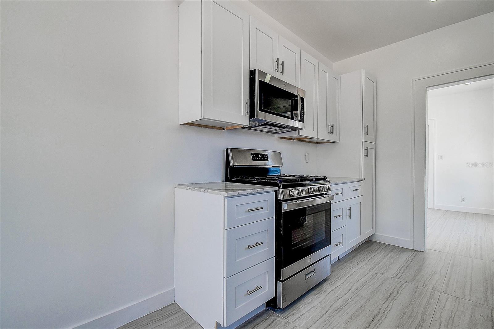 Image 14 of 40 For 4519 5th Avenue S