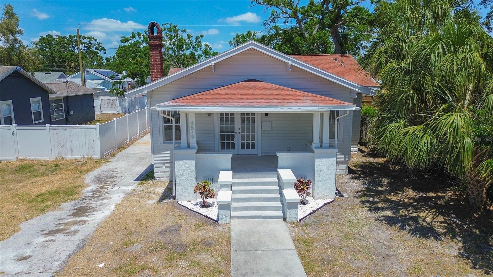 Image 3 of 40 For 4519 5th Avenue S
