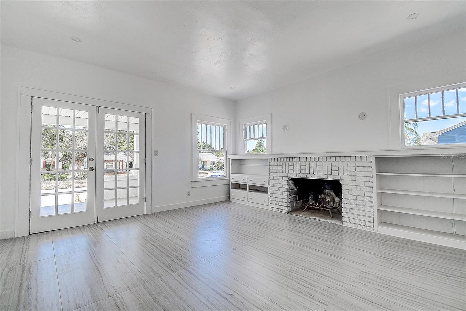 Image 8 of 40 For 4519 5th Avenue S