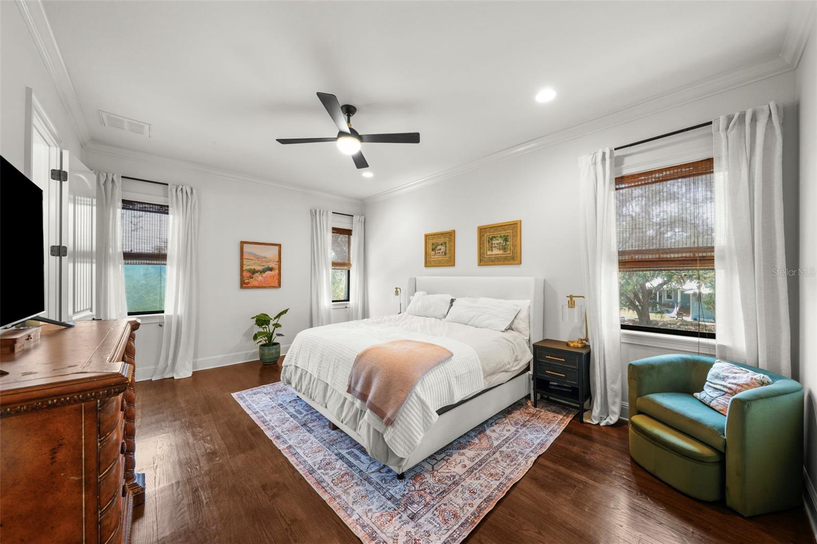 Image 13 of 34 For 4804 Beachway Drive