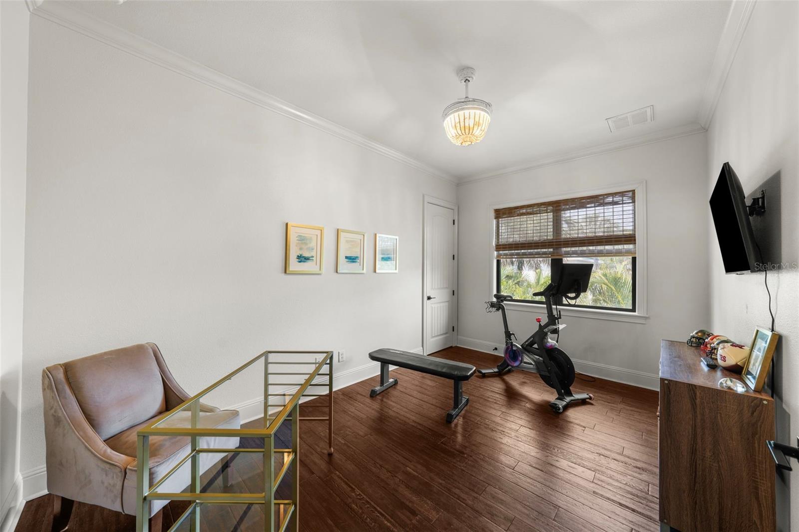 Image 17 of 34 For 4804 Beachway Drive