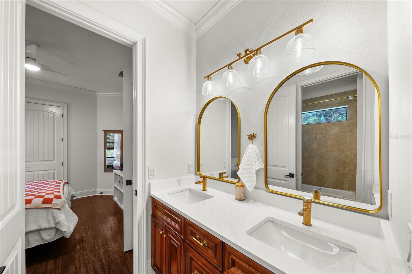 Image 20 of 34 For 4804 Beachway Drive