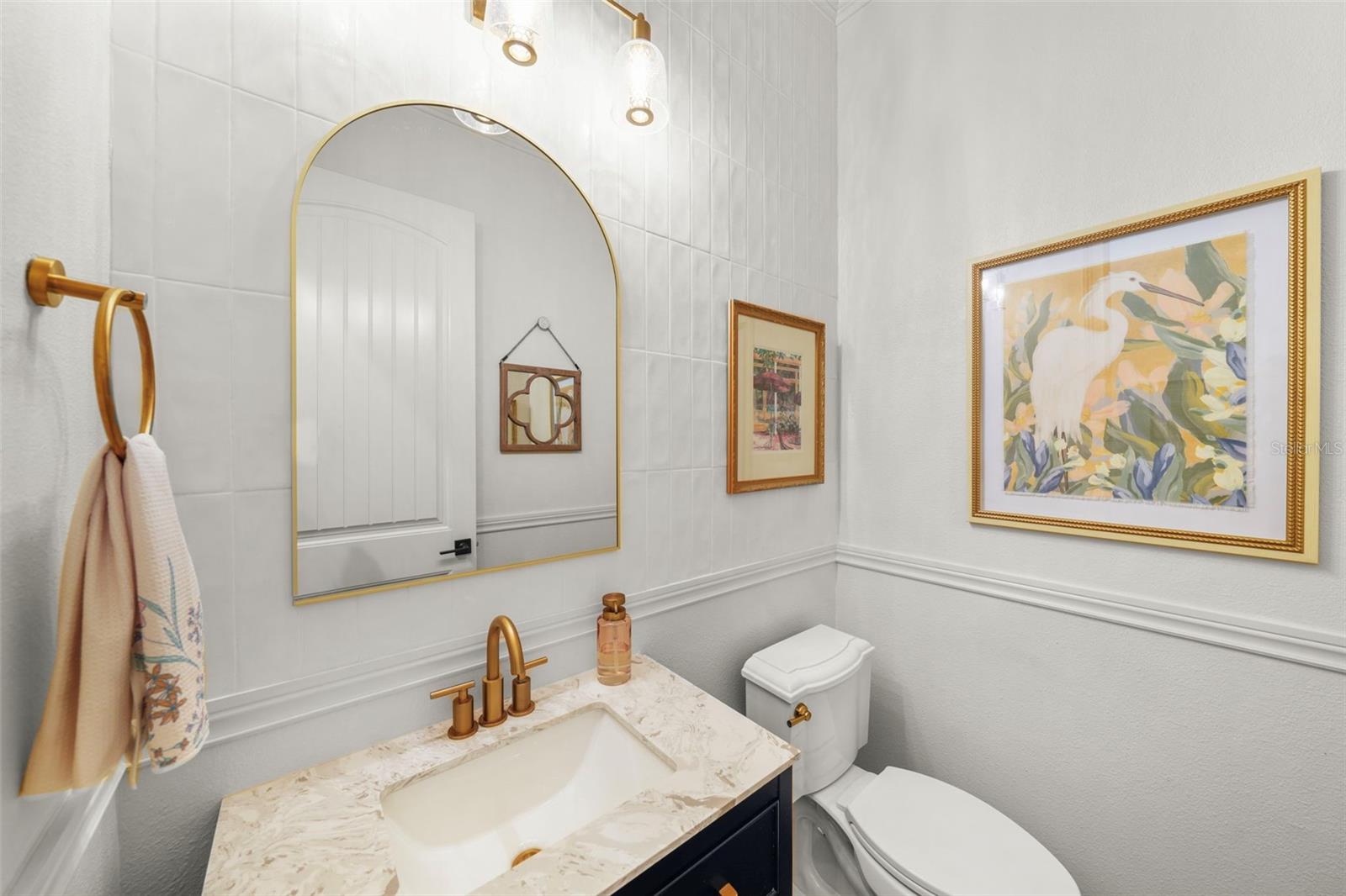 Image 4 of 34 For 4804 Beachway Drive