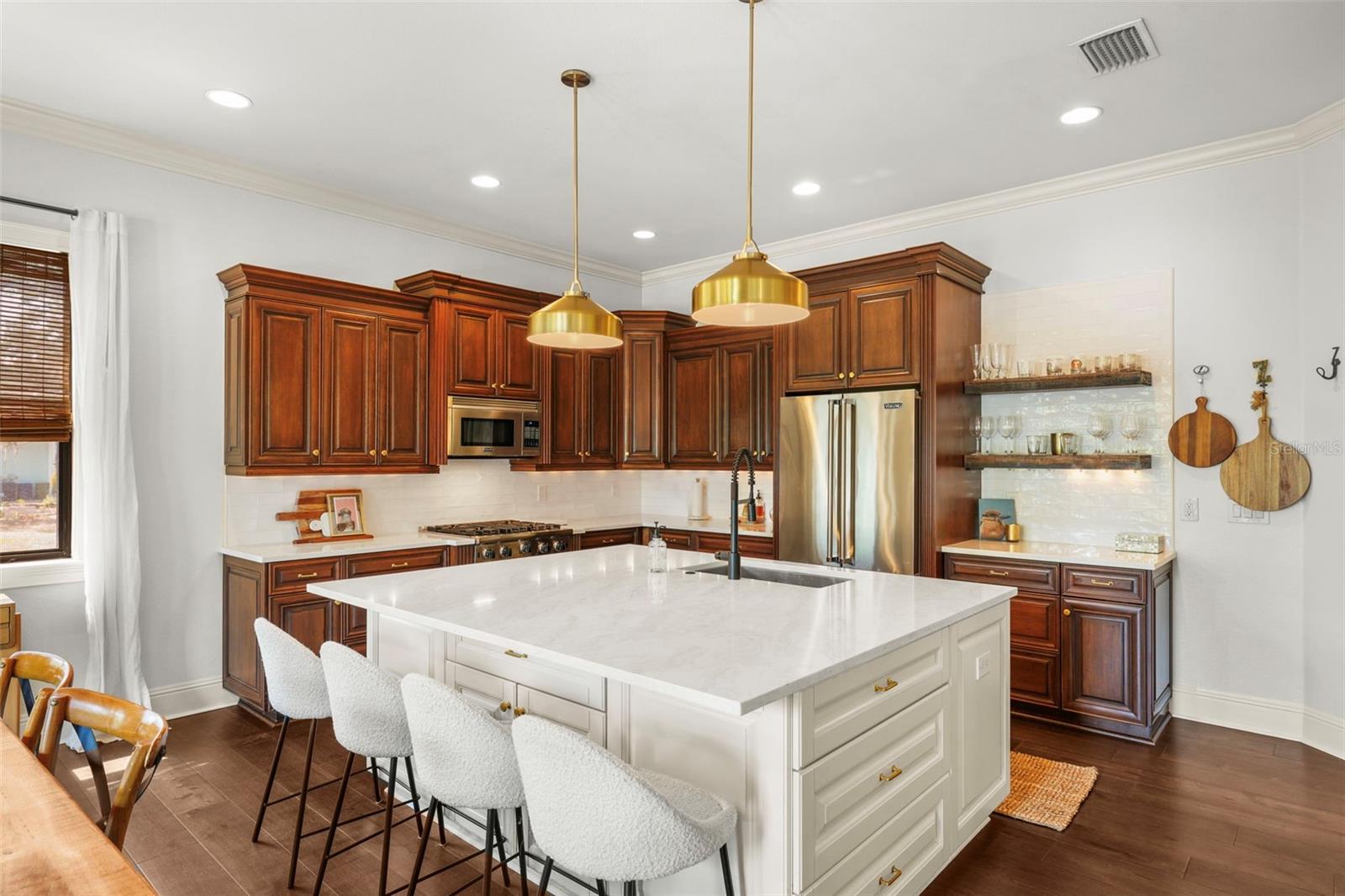 Image 7 of 34 For 4804 Beachway Drive