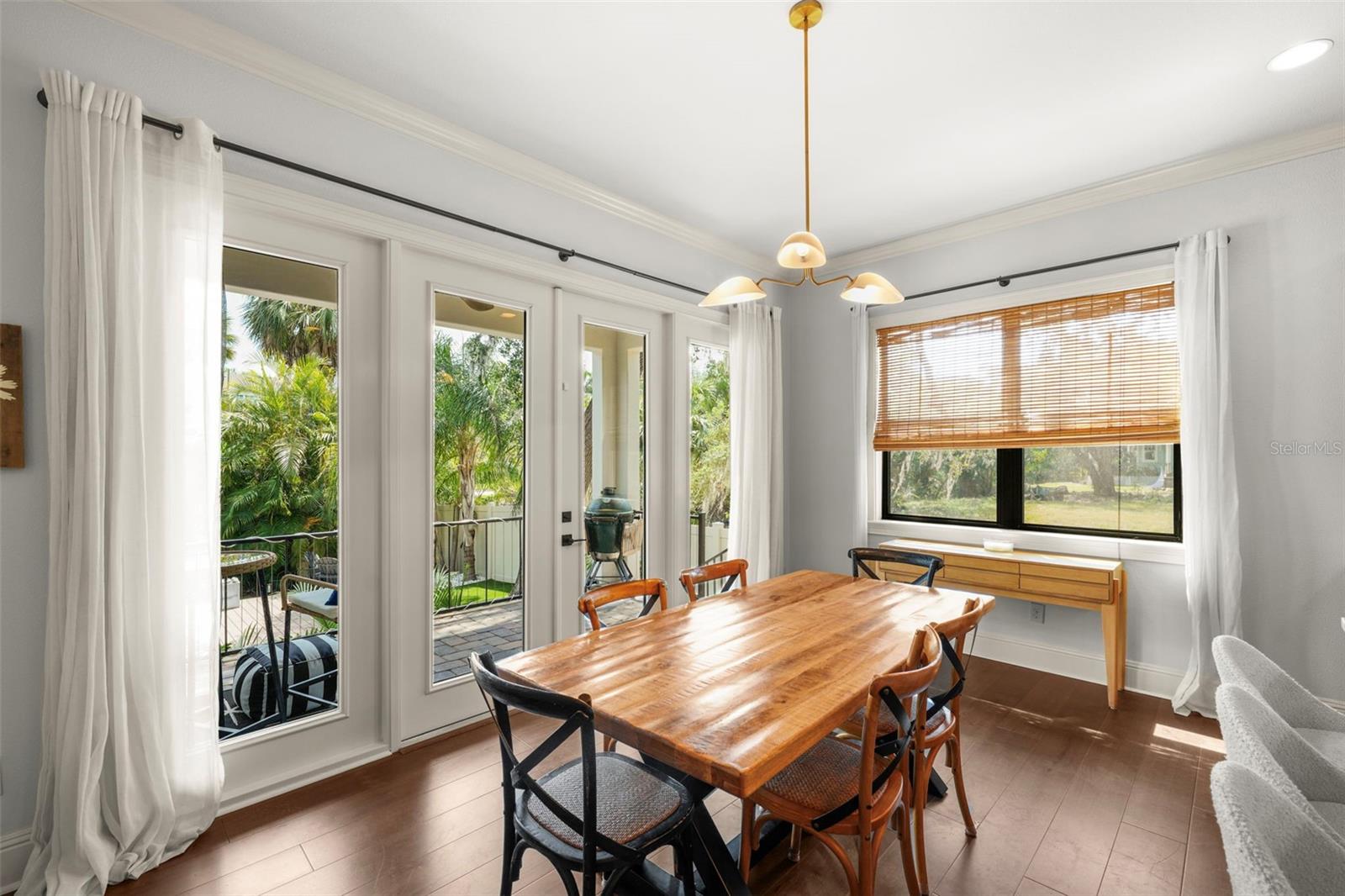 Image 8 of 34 For 4804 Beachway Drive
