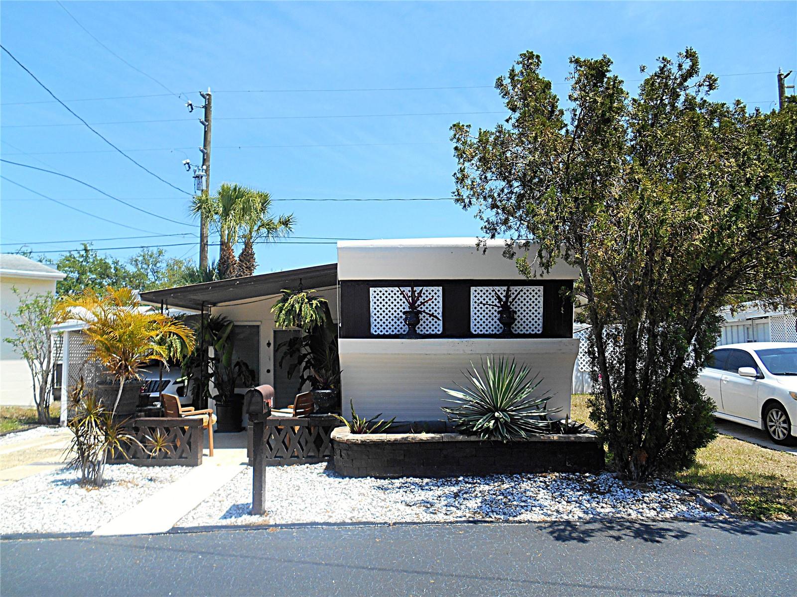 Image 4 of 47 For 7801 34th Avenue N 2