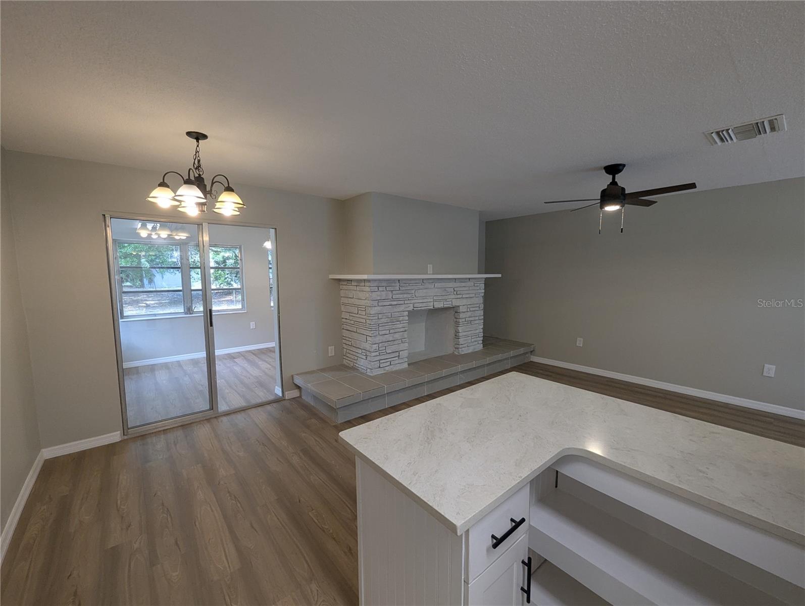 Image 4 of 38 For 159 10th Street
