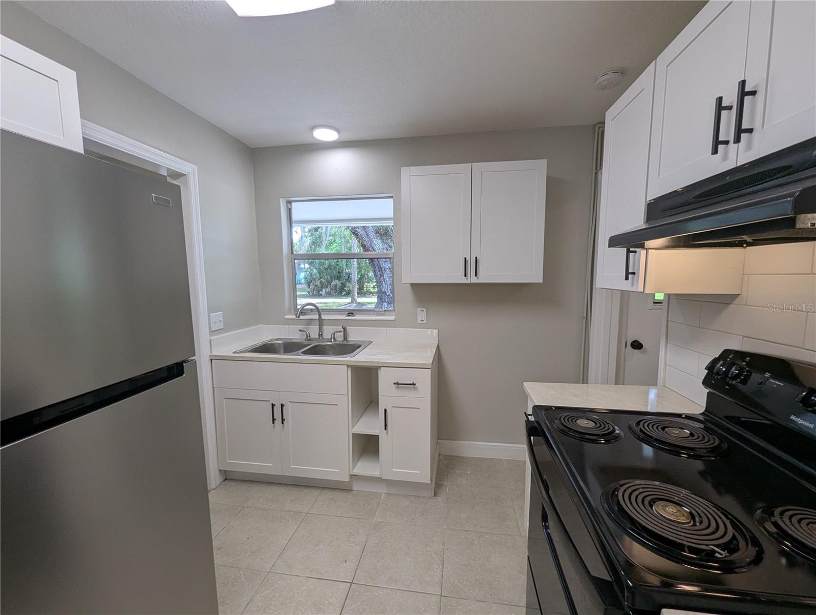 Image 6 of 38 For 159 10th Street