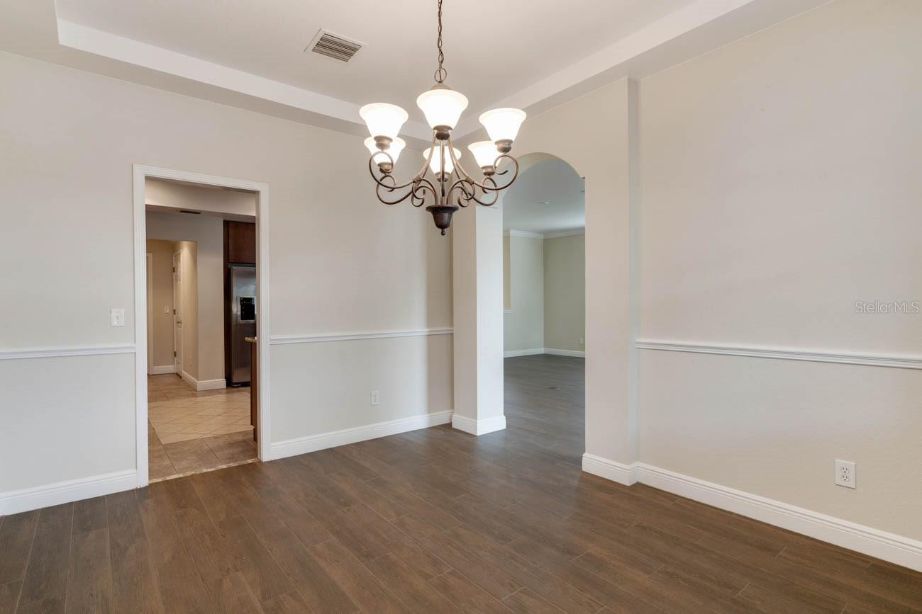 Image 11 of 28 For 16126 Bridgecrossing Drive