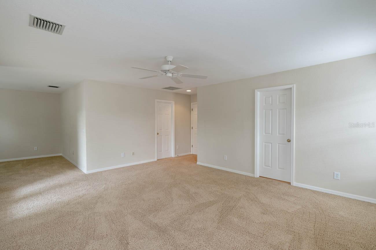 Image 18 of 28 For 16126 Bridgecrossing Drive