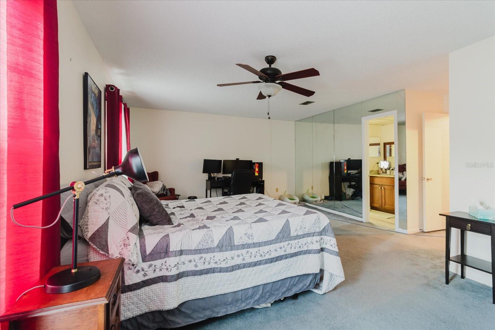 Listing photo id 31 for 11802 Foxrun Lane