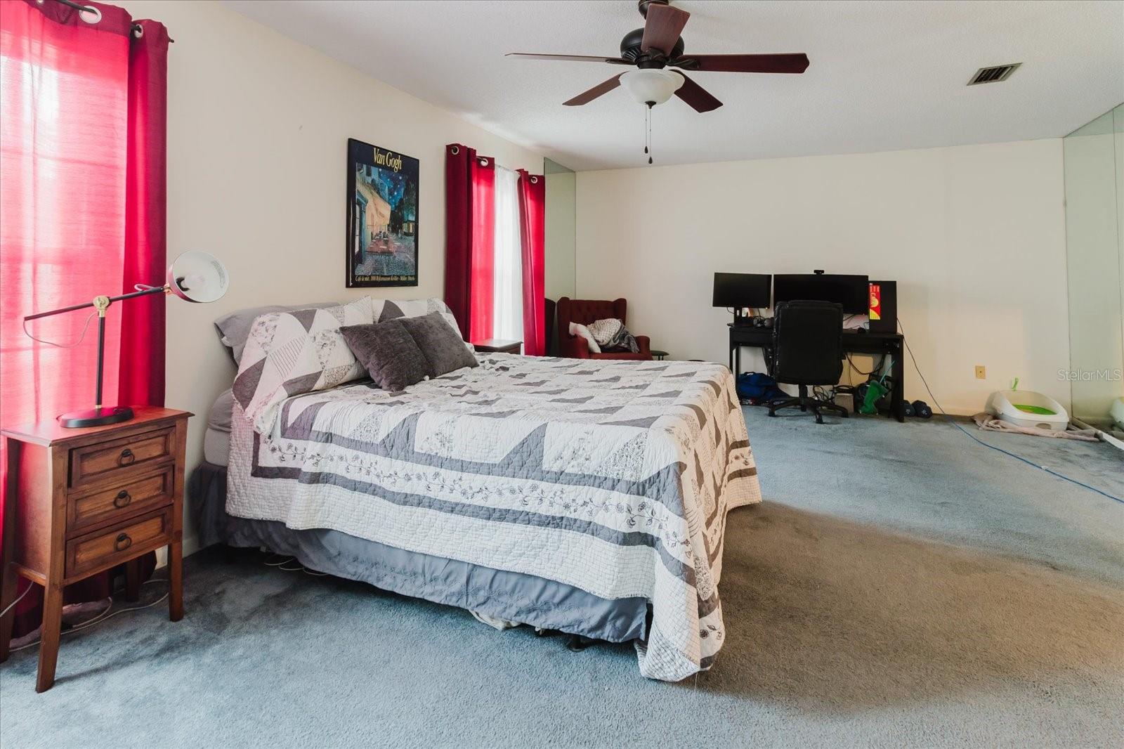 Listing photo id 32 for 11802 Foxrun Lane