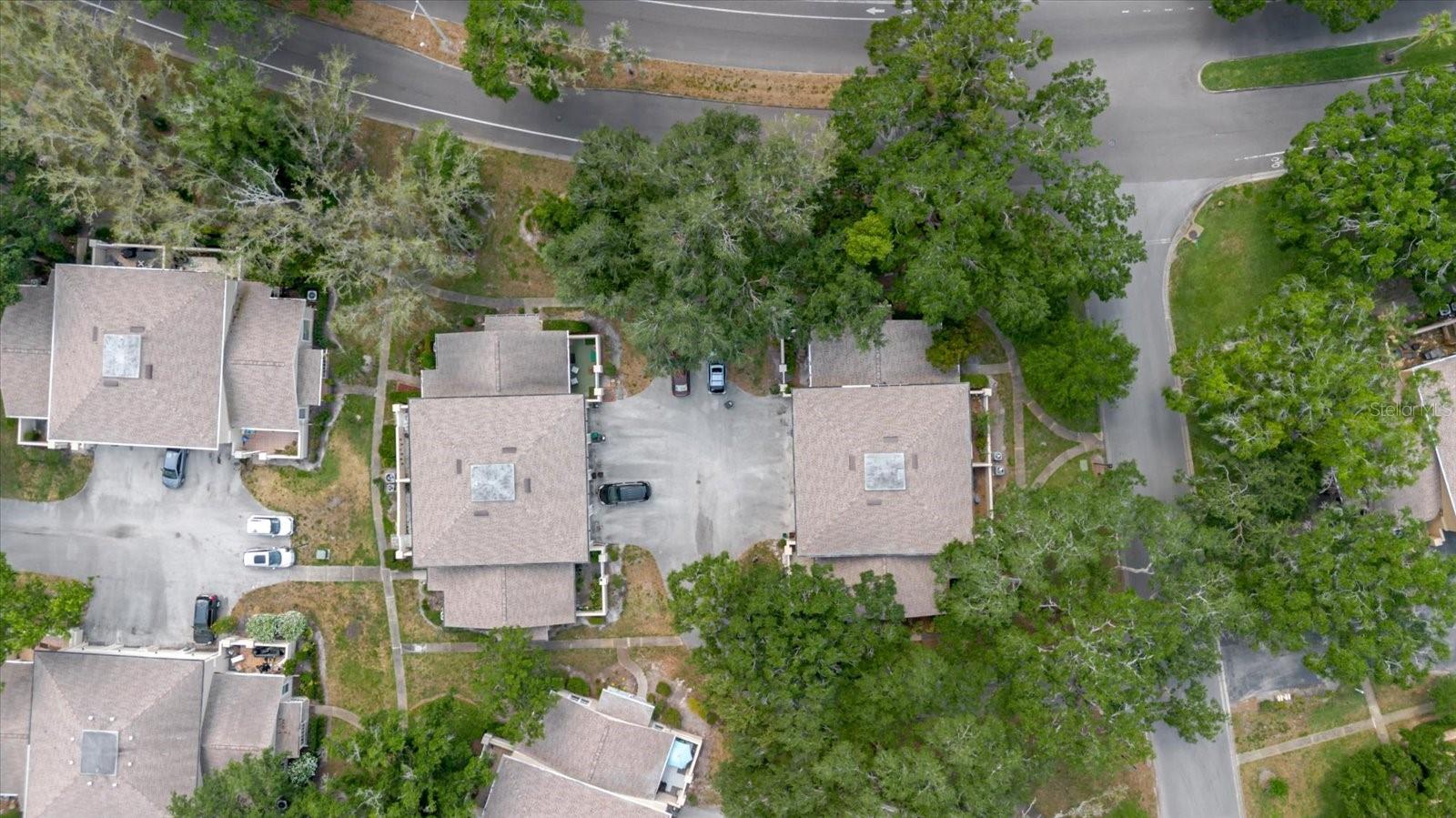 Listing photo id 58 for 11802 Foxrun Lane