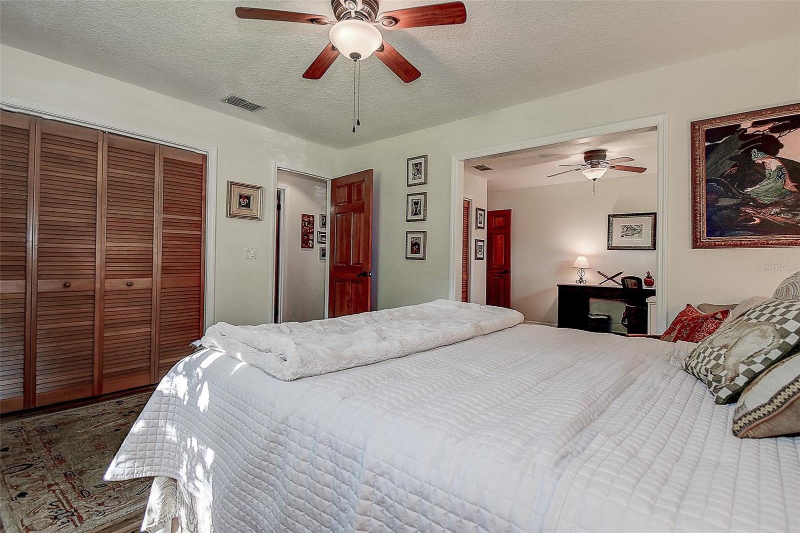 Image 33 of 53 For 17519 Drake Court