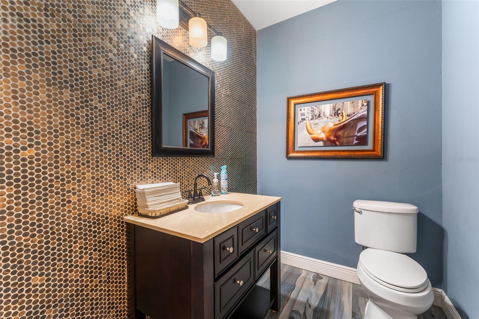 Listing photo id 8 for 337 Plant Avenue