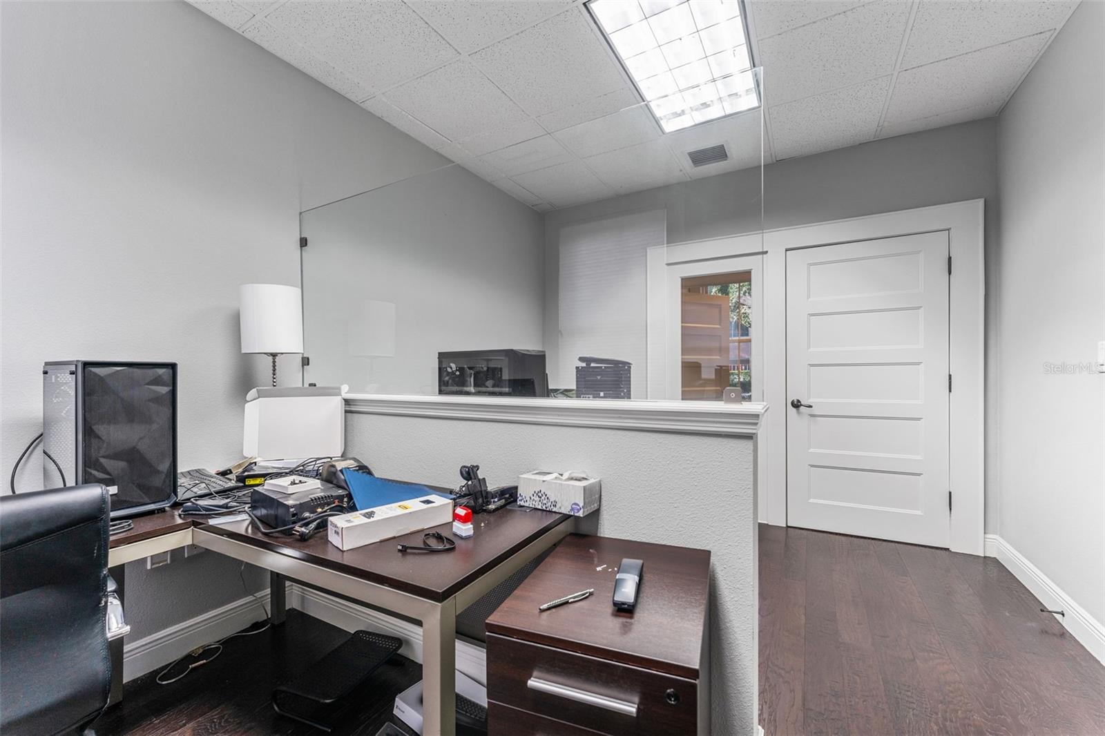 Listing photo id 12 for 337 Plant Avenue