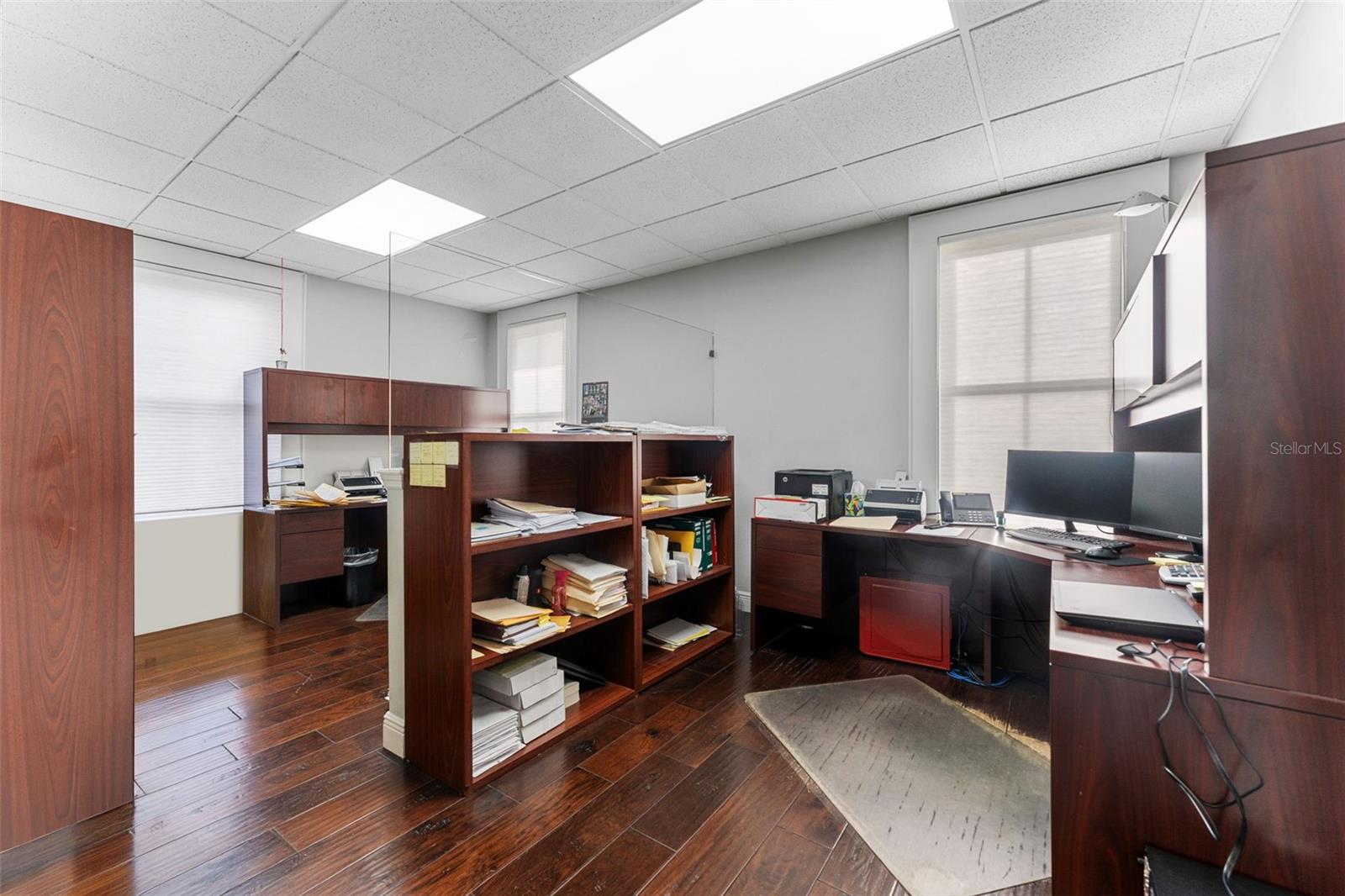 Listing photo id 26 for 337 Plant Avenue