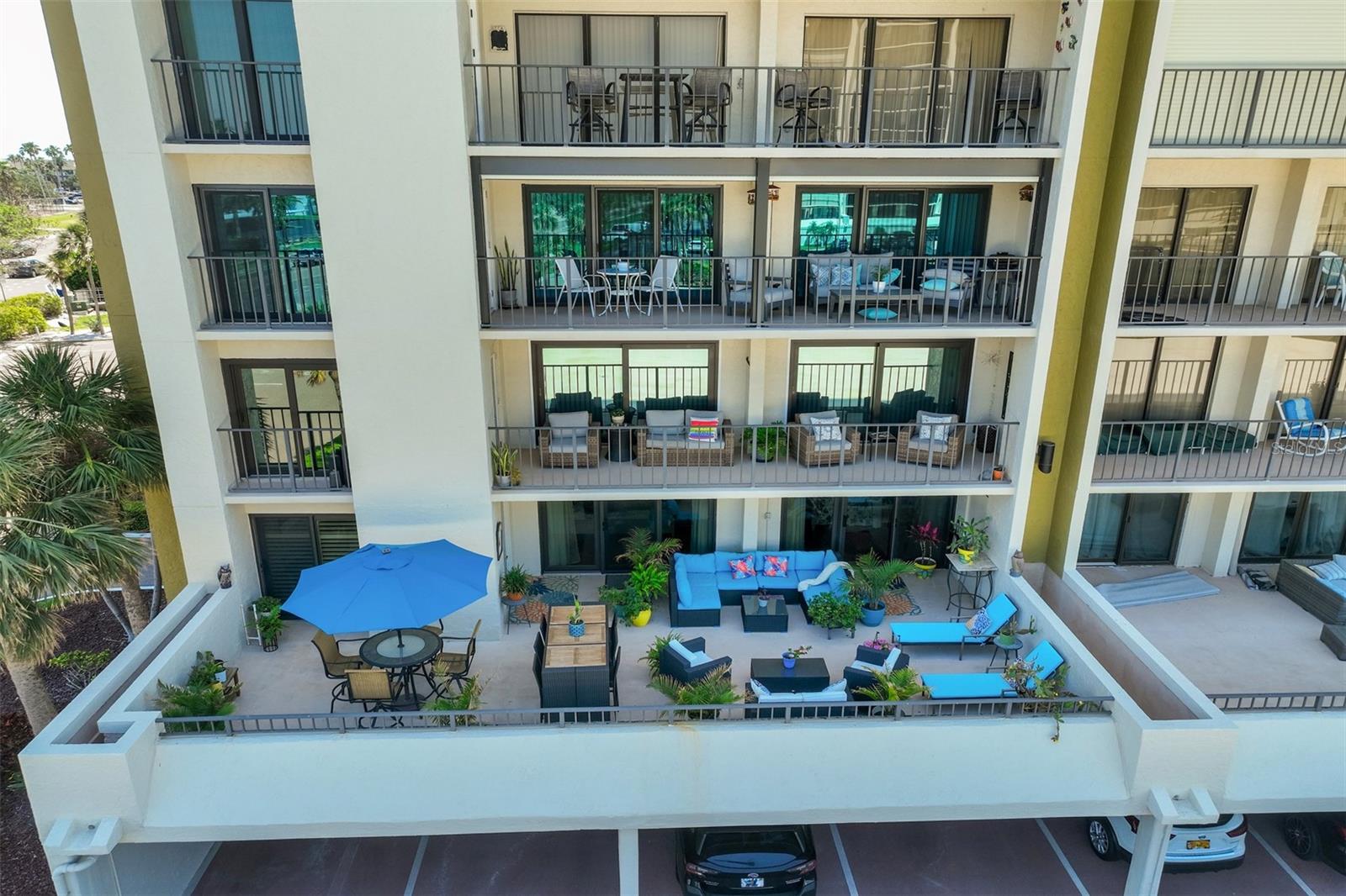 Image 17 of 30 For 1480 Gulf Boulevard 109