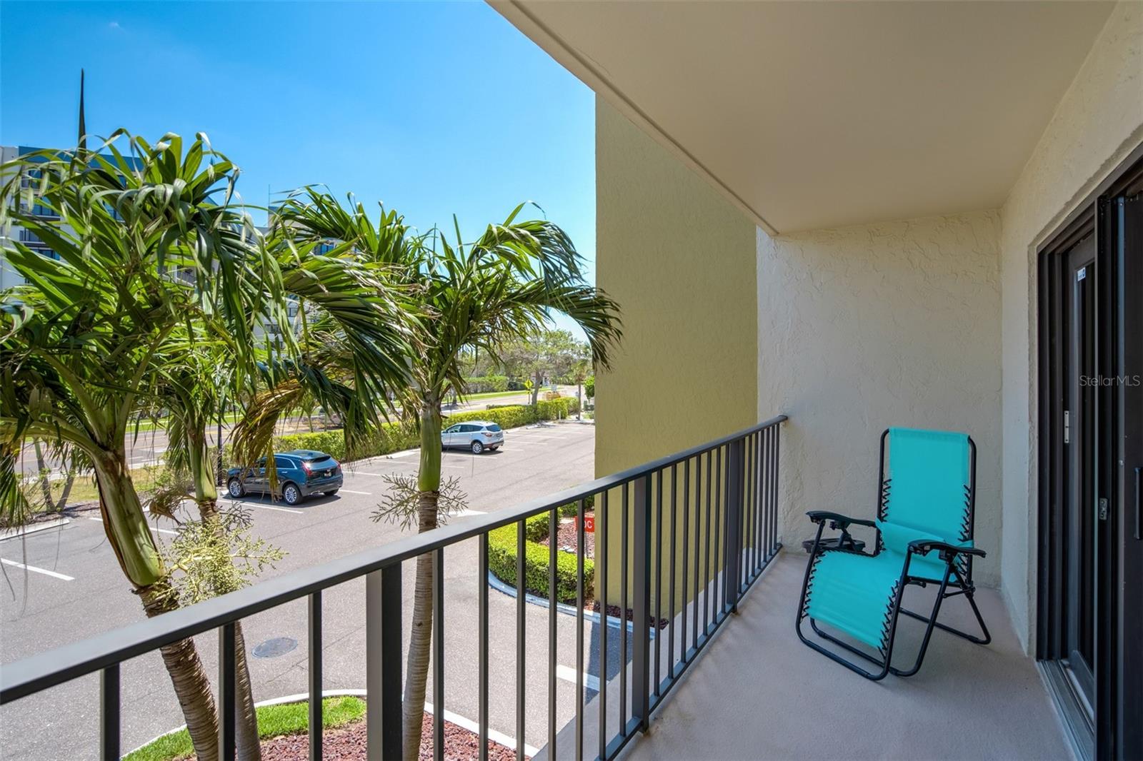 Image 5 of 30 For 1480 Gulf Boulevard 109