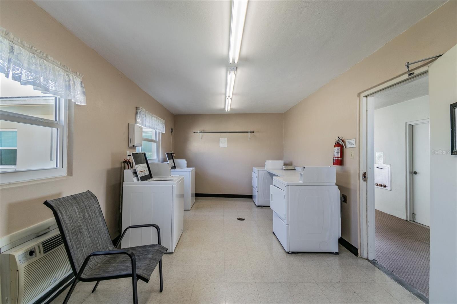Image 28 of 41 For 1235 Highland Avenue 2-207