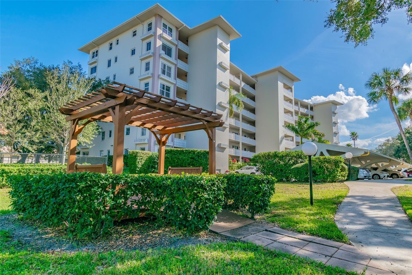 Image 30 of 41 For 1235 Highland Avenue 2-207