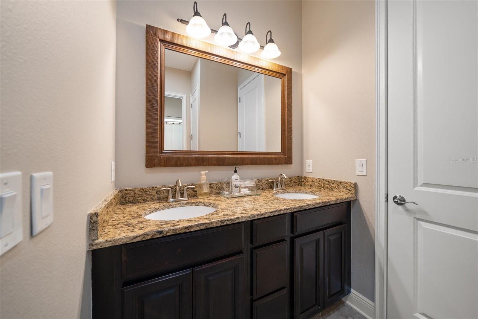 Image 22 of 44 For 4014 Swann Avenue
