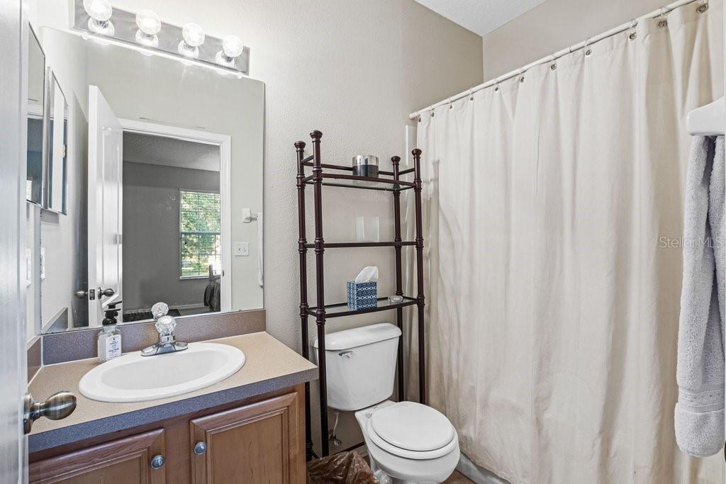 Image 17 of 27 For 15908 Fishhawk Creek Lane