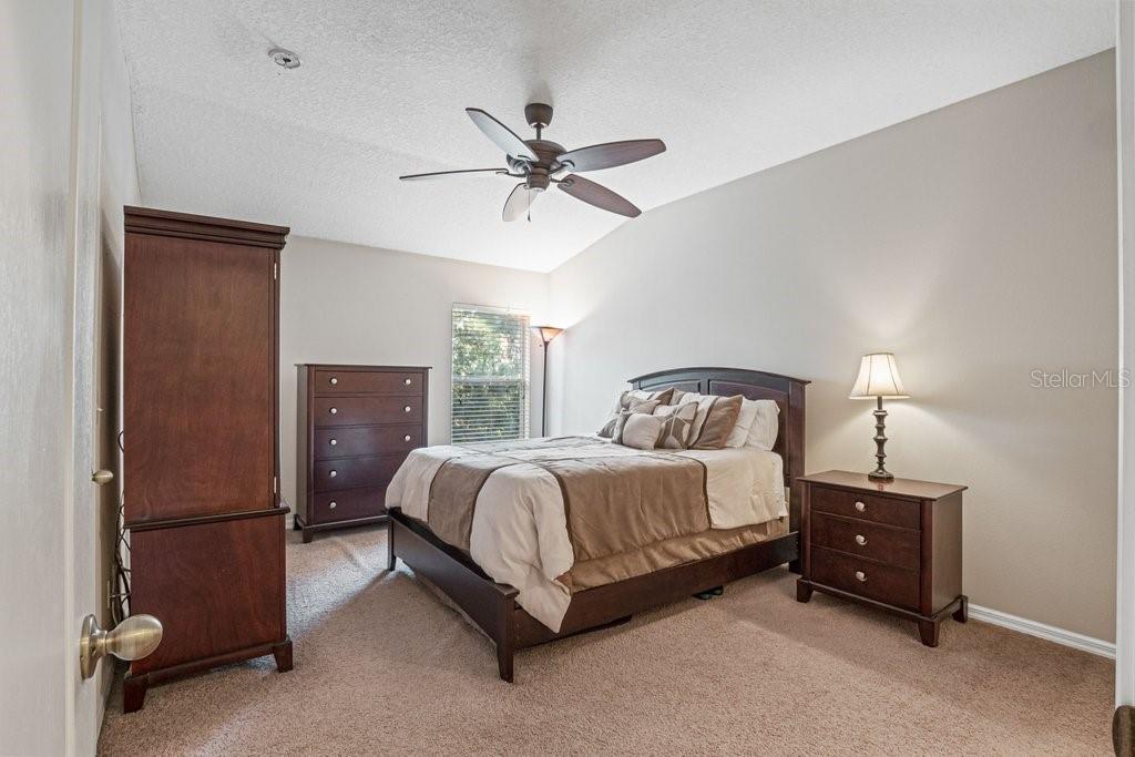 Image 20 of 27 For 15908 Fishhawk Creek Lane