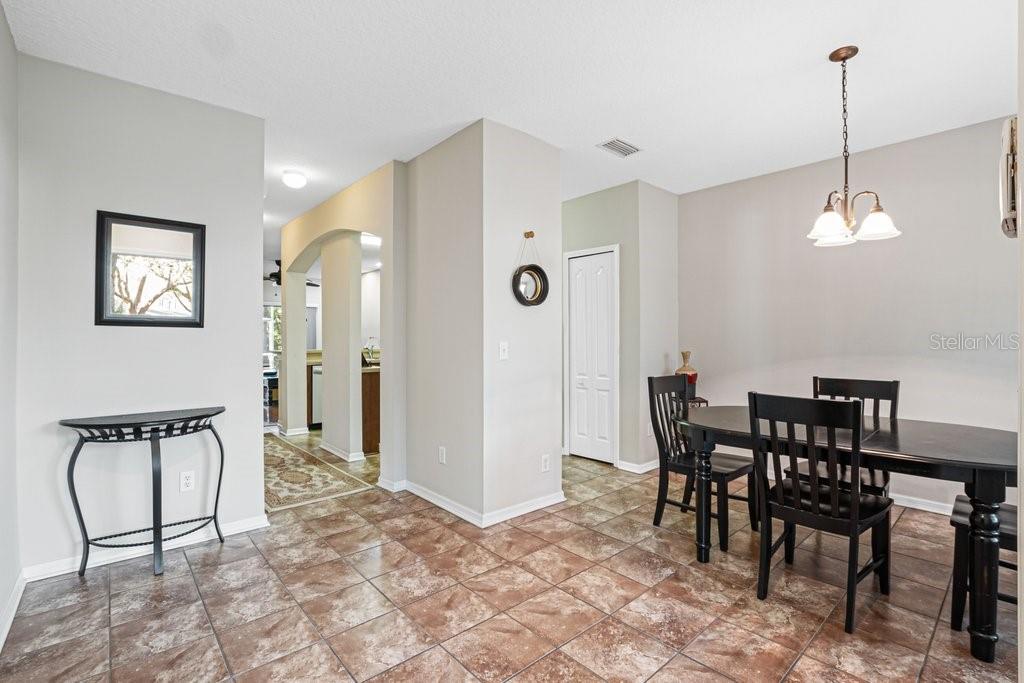 Image 4 of 27 For 15908 Fishhawk Creek Lane