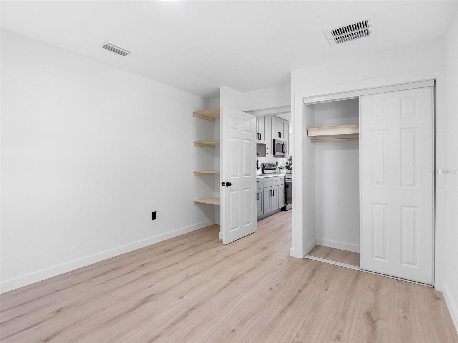 Image 18 of 43 For 2322 21st Street S
