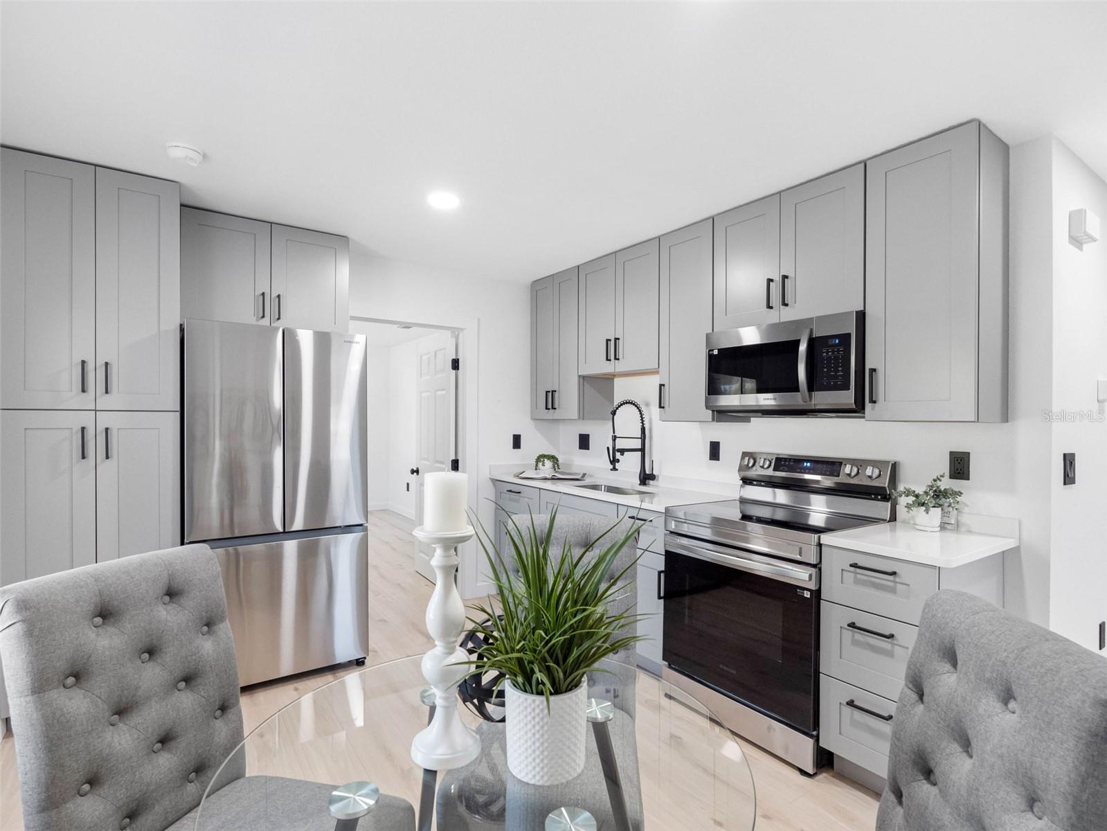 Image 3 of 43 For 2322 21st Street S