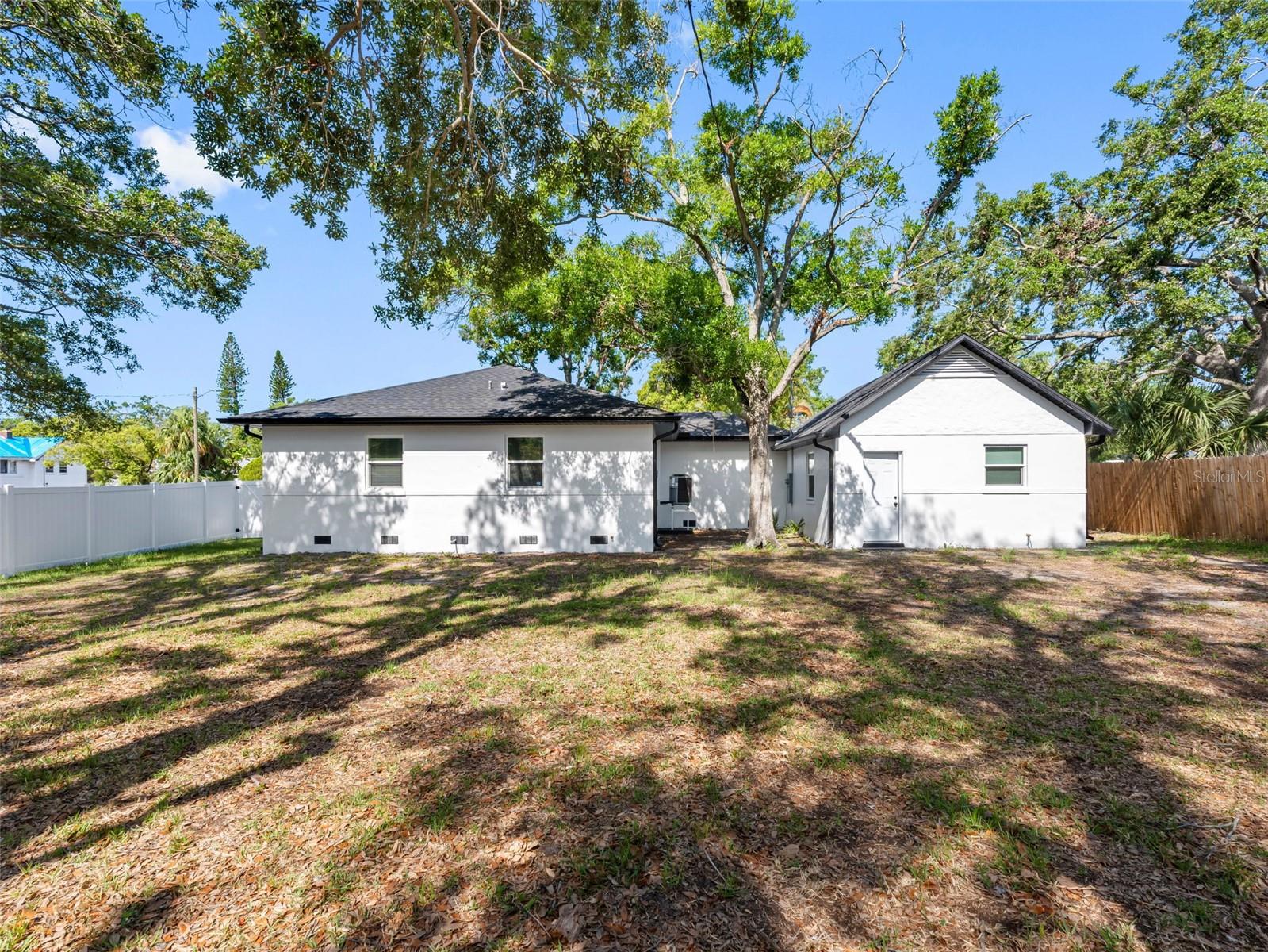 Image 31 of 43 For 2322 21st Street S