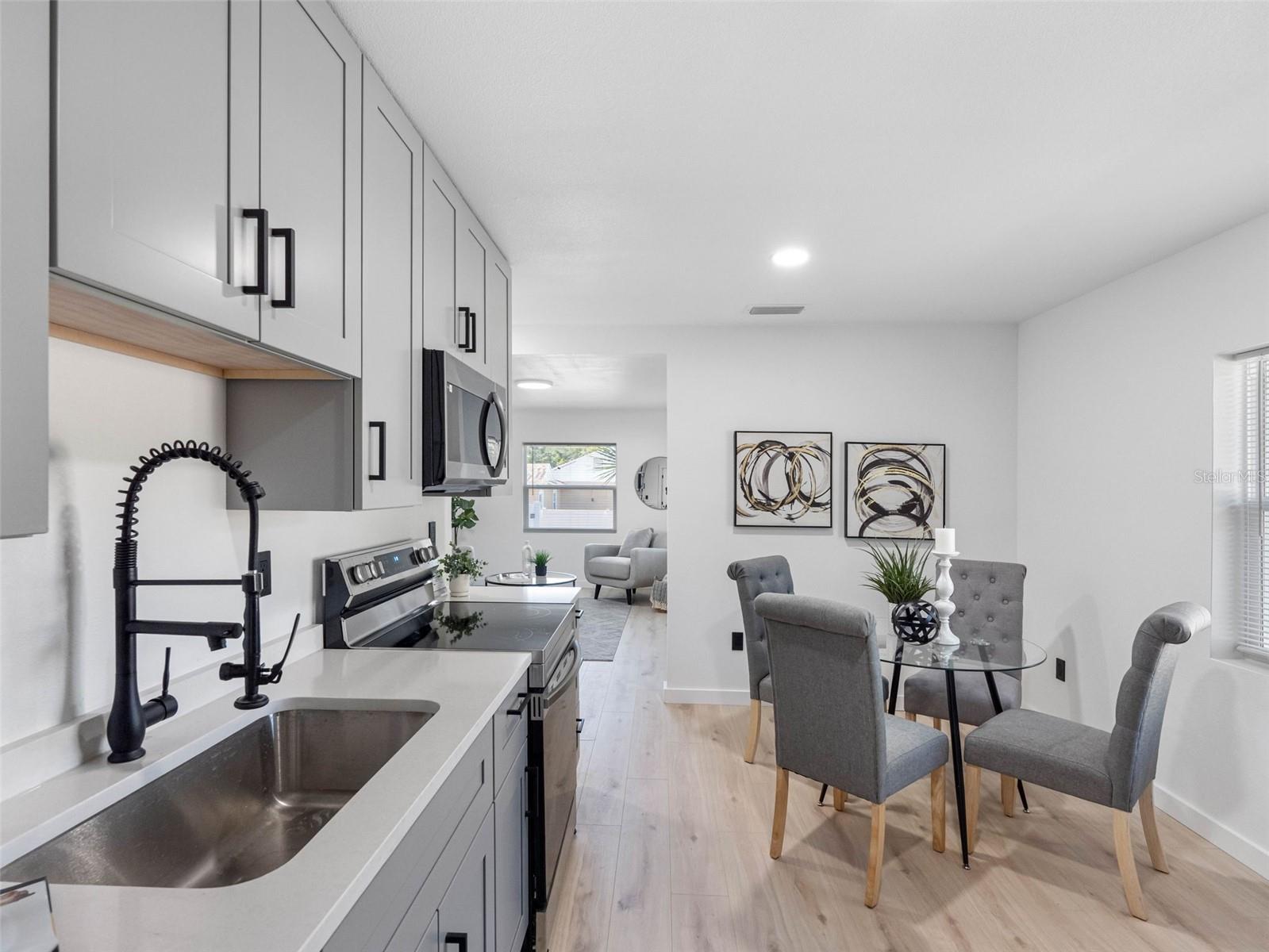 Image 4 of 43 For 2322 21st Street S