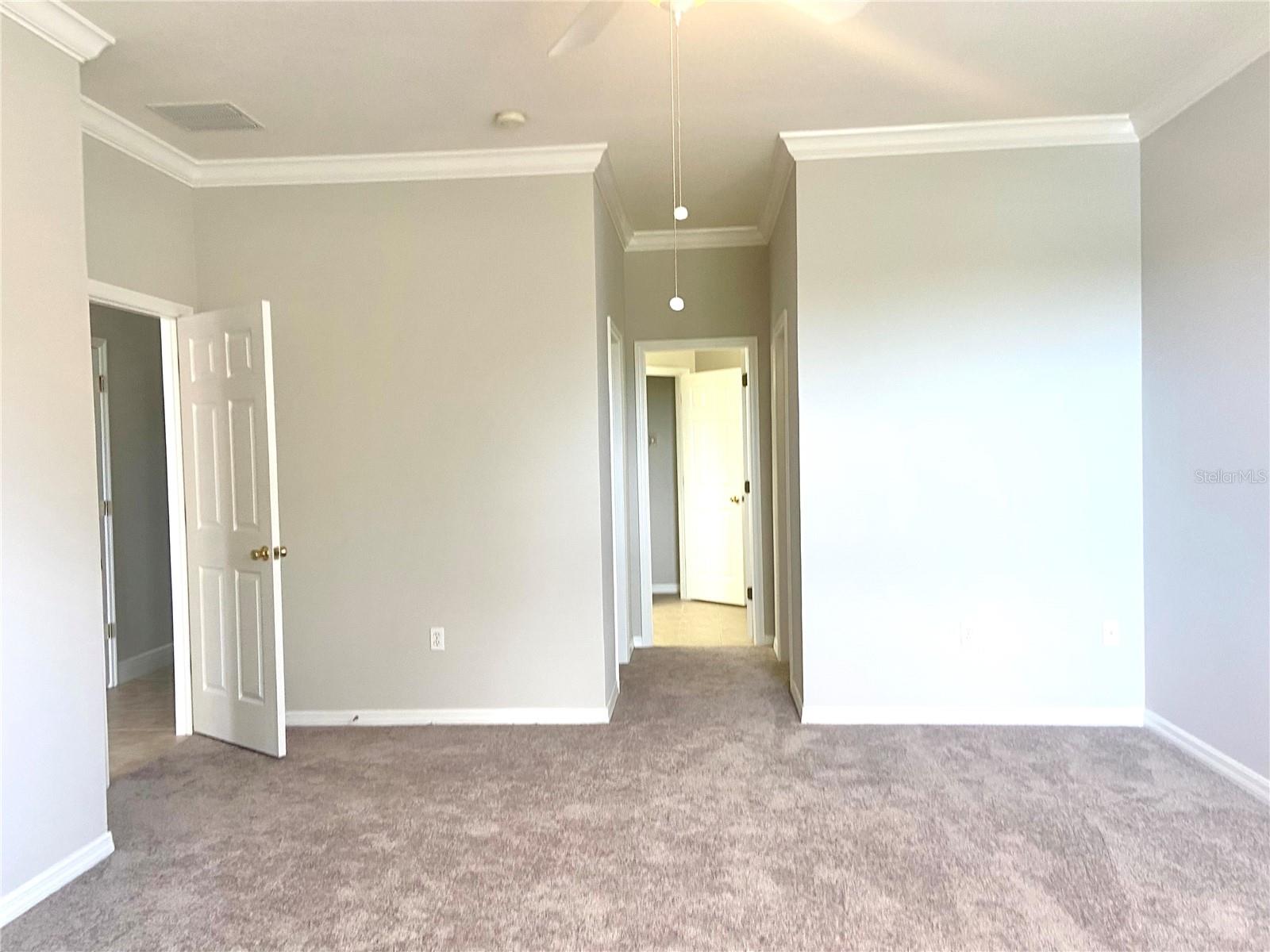 Image 11 of 37 For 8807 Cameron Crest Drive