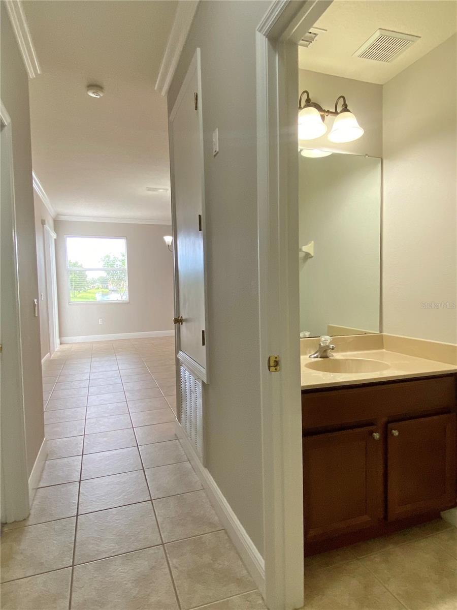 Image 15 of 37 For 8807 Cameron Crest Drive