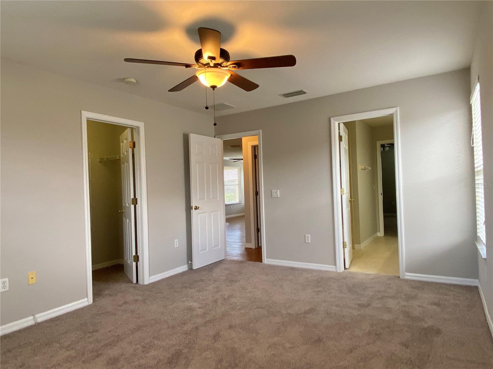 Image 23 of 37 For 8807 Cameron Crest Drive