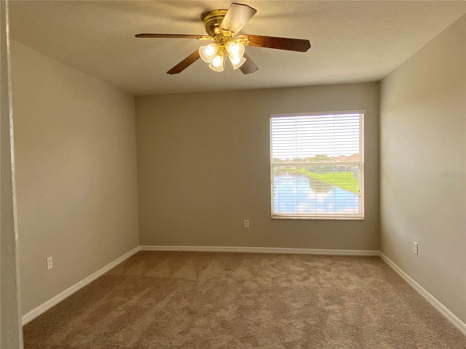Image 26 of 37 For 8807 Cameron Crest Drive