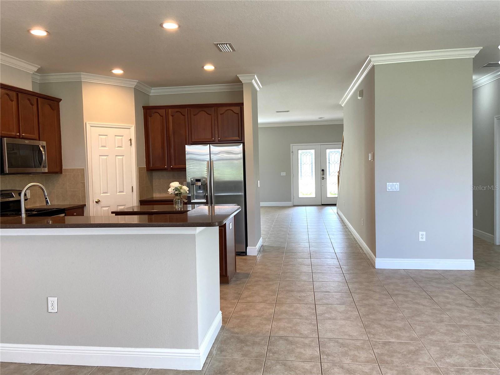 Image 5 of 37 For 8807 Cameron Crest Drive