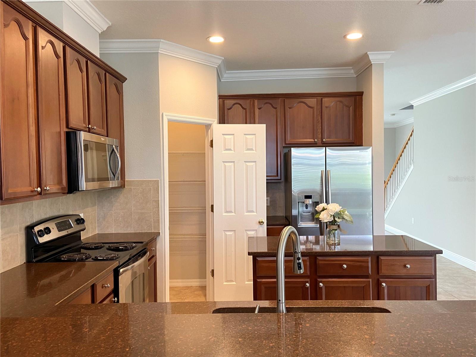 Image 8 of 37 For 8807 Cameron Crest Drive