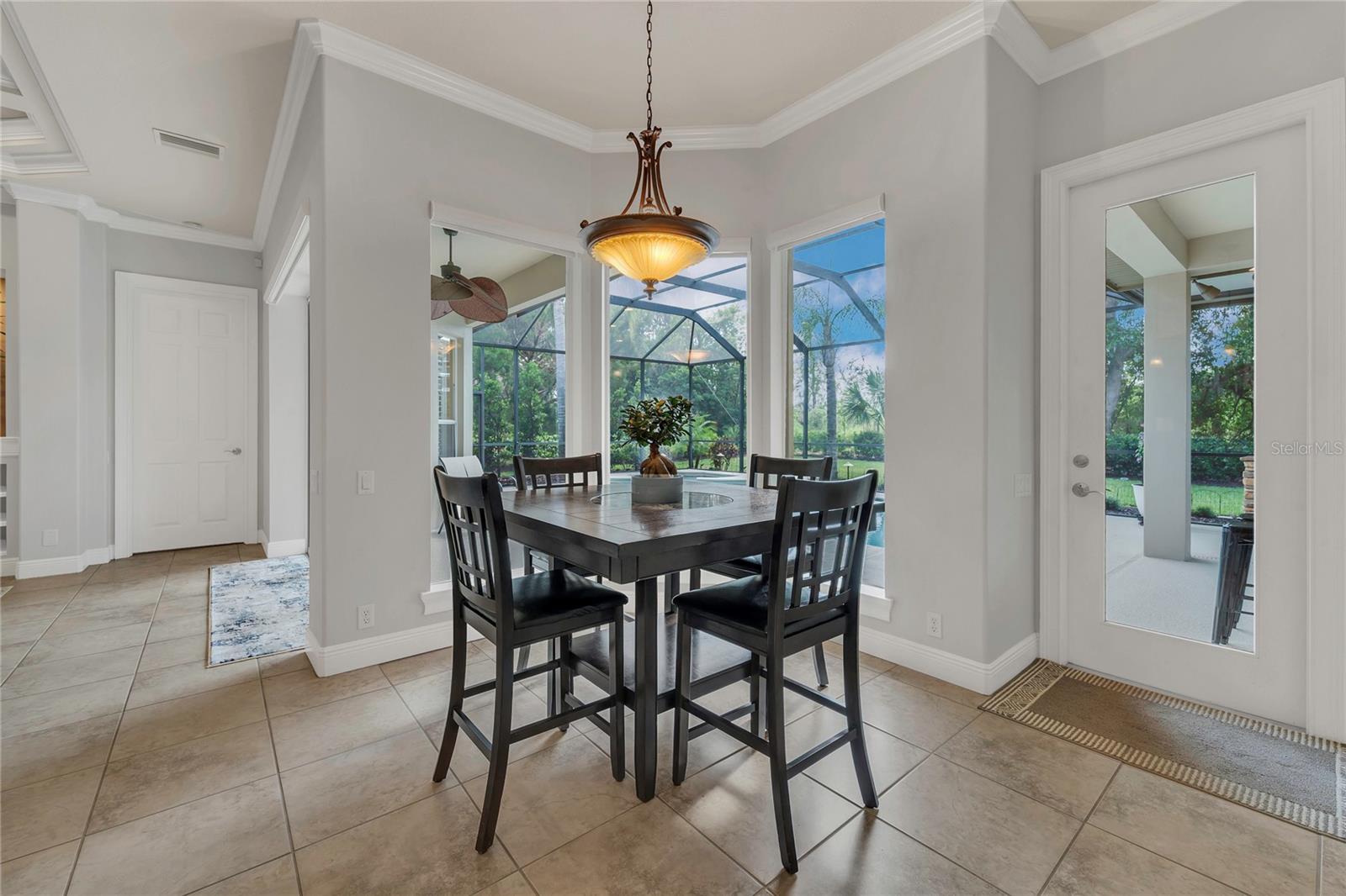 Image 13 of 62 For 20632 Broadwater Drive