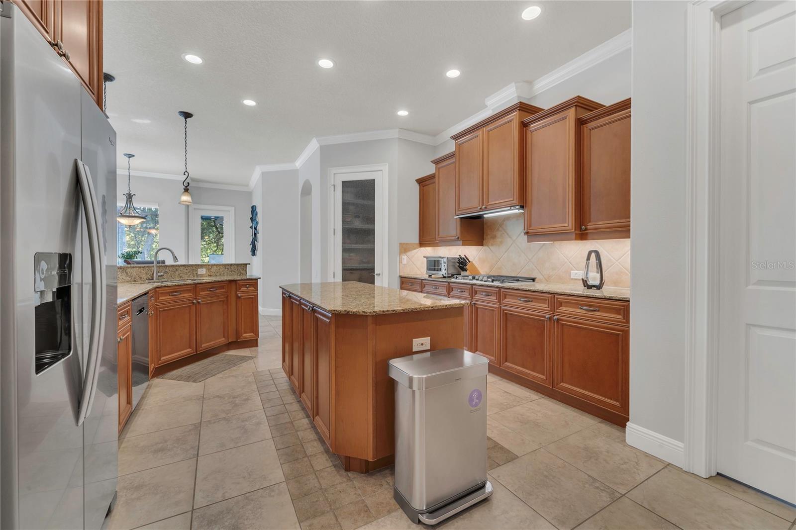 Image 17 of 62 For 20632 Broadwater Drive