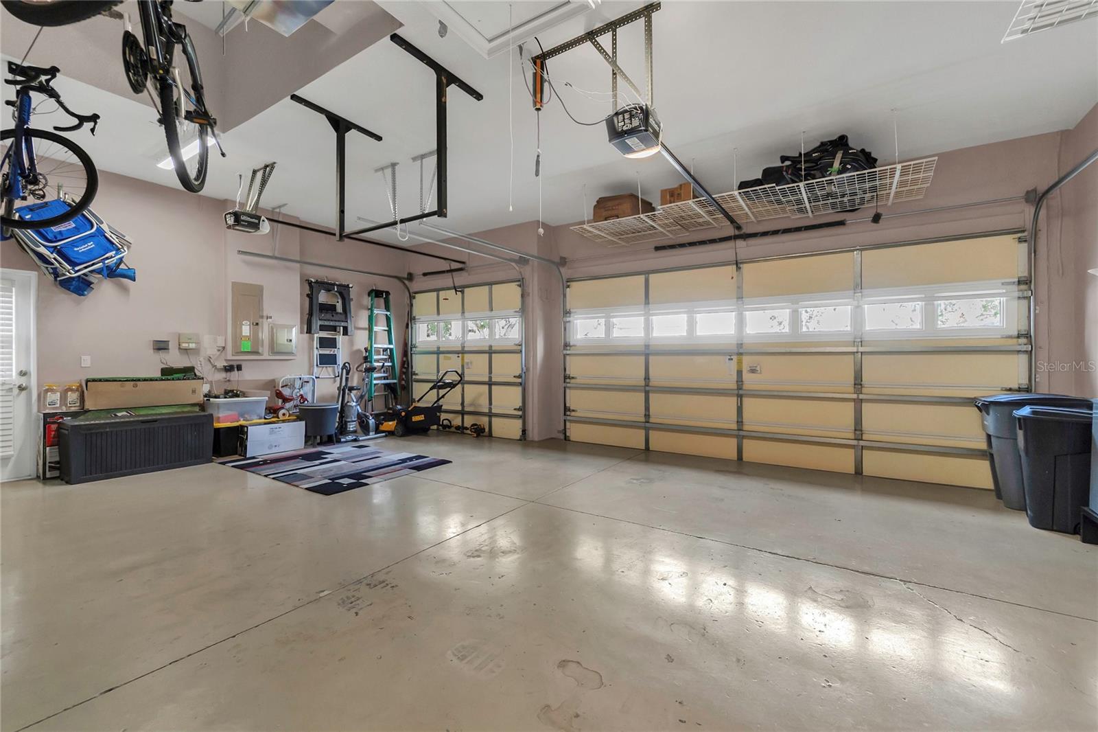 Image 31 of 62 For 20632 Broadwater Drive
