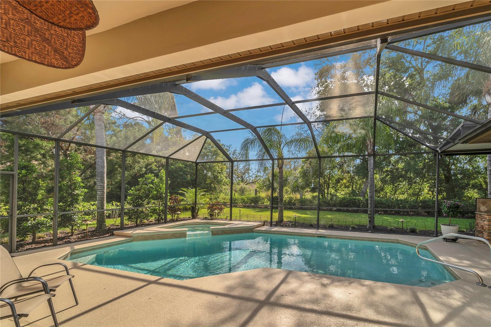 Image 33 of 62 For 20632 Broadwater Drive